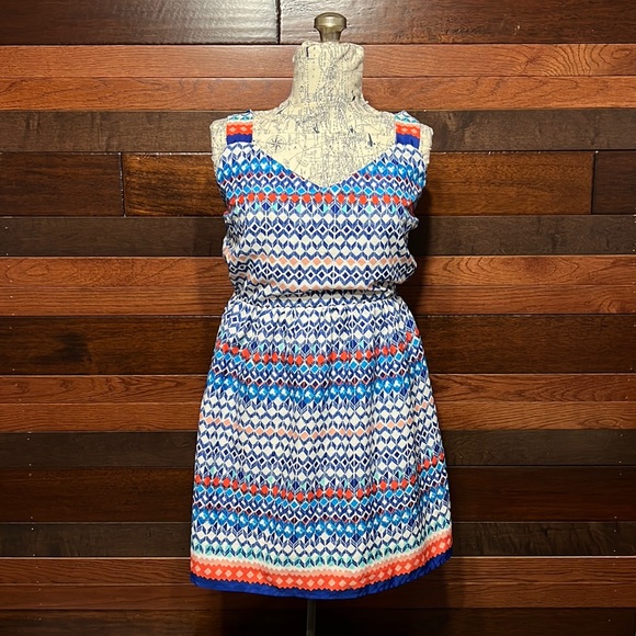 BeBop Dresses & Skirts - BeBop V Neck Halter Midi Dress